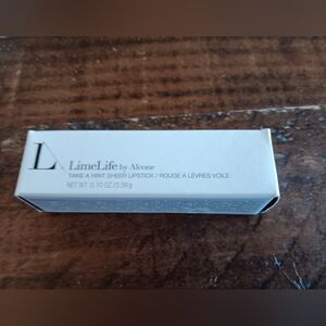 Limelife Take a Hint Sheer Lipstick- Berried Away